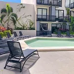 Deluxe Studio Aparment Mamitas Zone